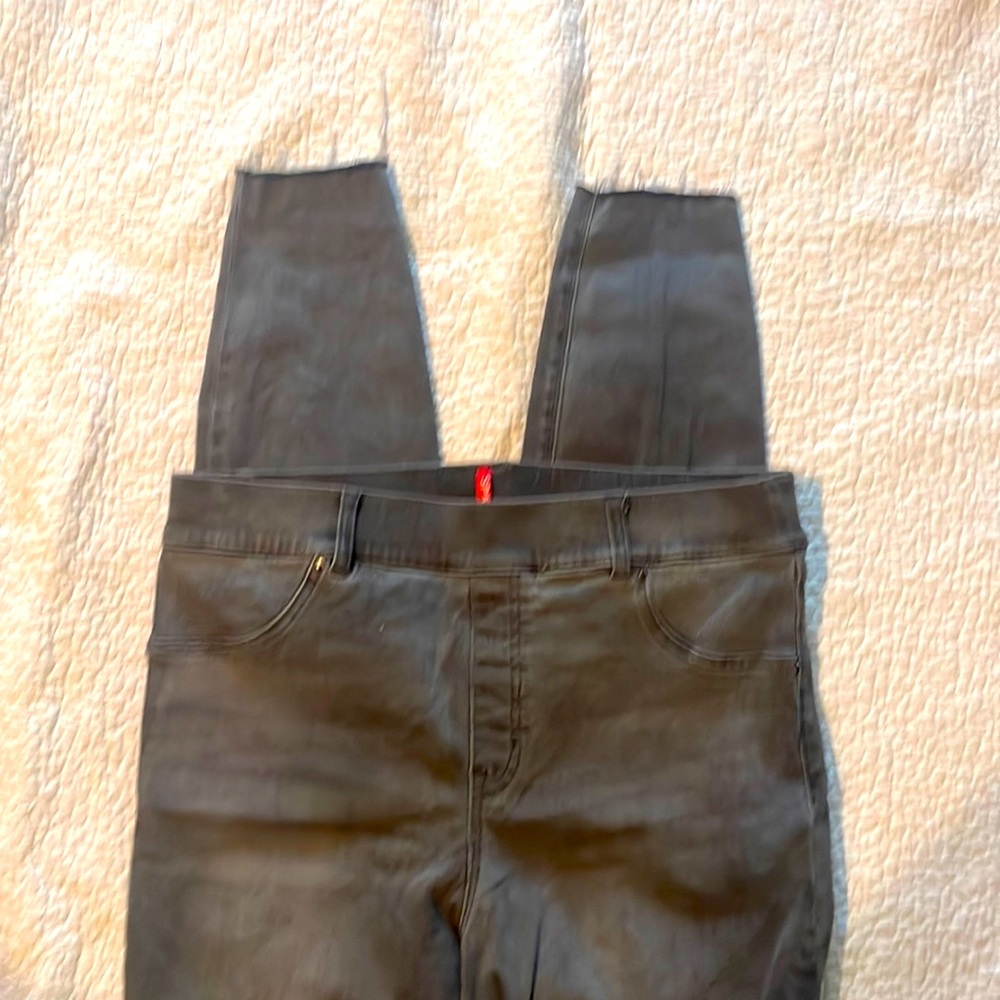Spanx Distressed Unfinished Hem Jeggings
